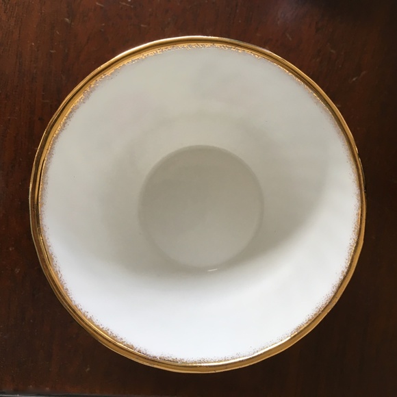 Vintage Bone China Sugar & Creamer Made in England Pink Roses 3-3/4" High - Picture 8 of 10